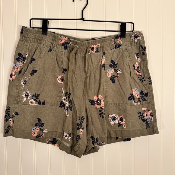 Nautical Women’s Olive Green Floral Linen Blend Shorts With Pockets Size Large - Picture 1 of 10